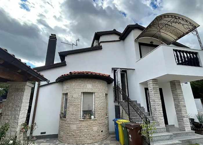 Nada Affittacamere 3*